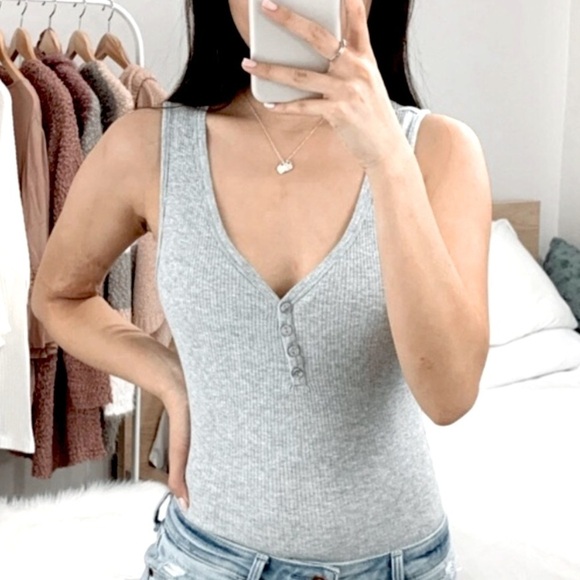 Hyped Unicorn Ribbed Bodysuit 4 Button Front Grey Size Large 2 Snap Crotch NEW - Picture 1 of 12